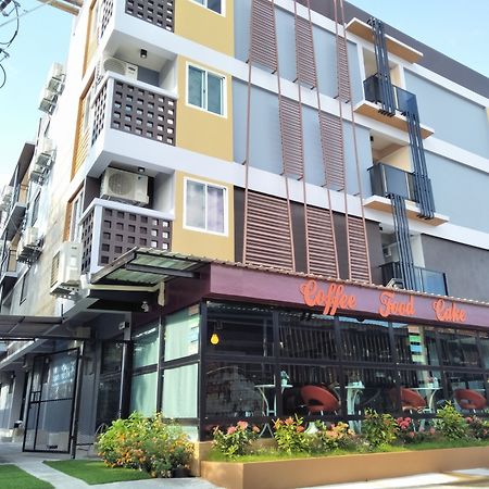 Rinrada Place Hotel 우본라차타니 외부 사진