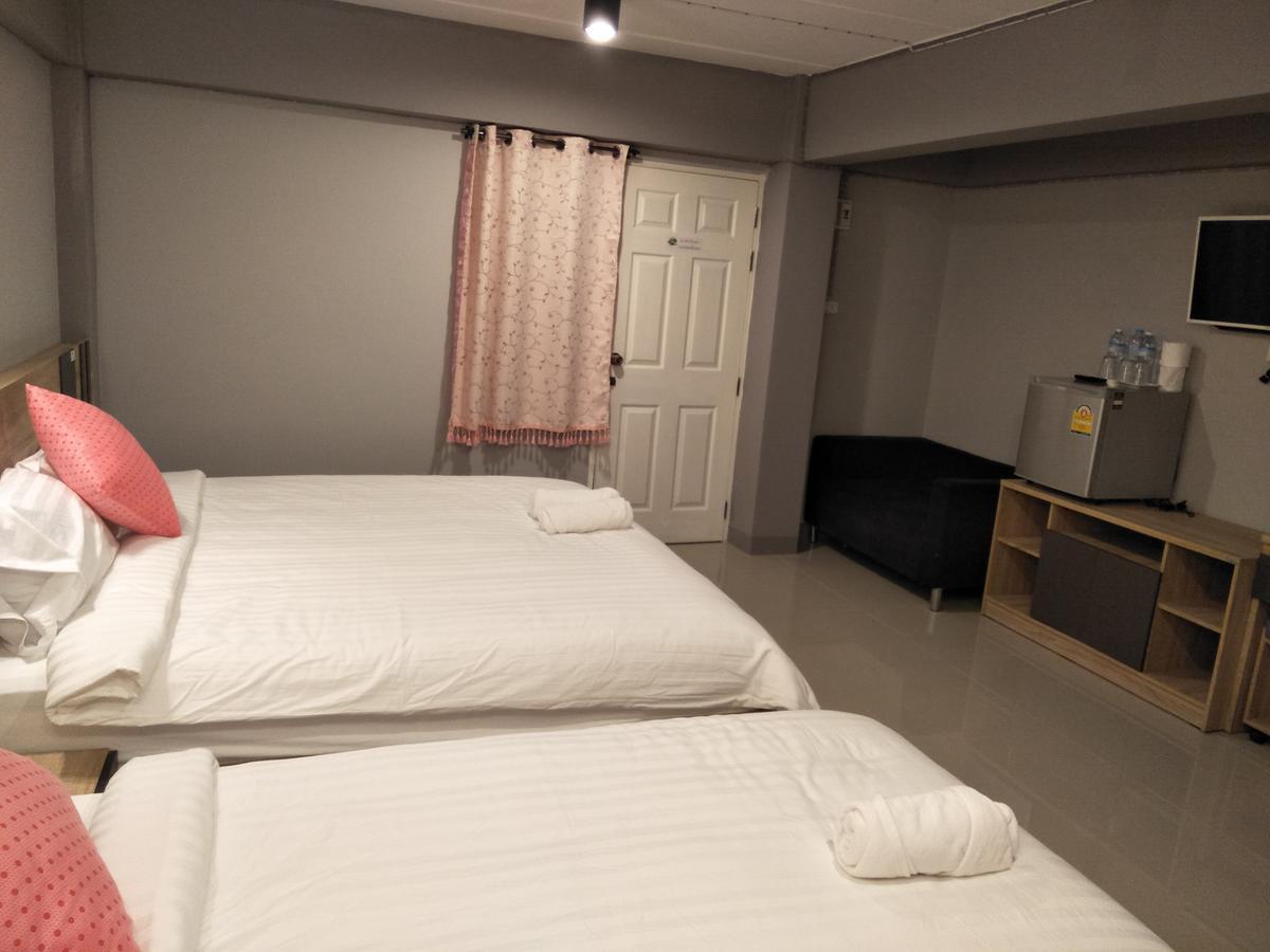 Rinrada Place Hotel 우본라차타니 외부 사진