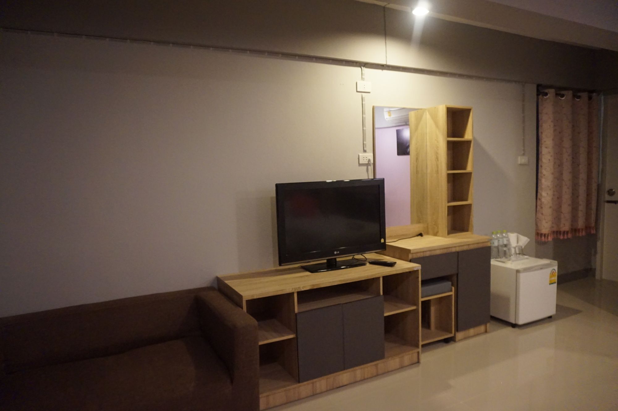 Rinrada Place Hotel 우본라차타니 외부 사진