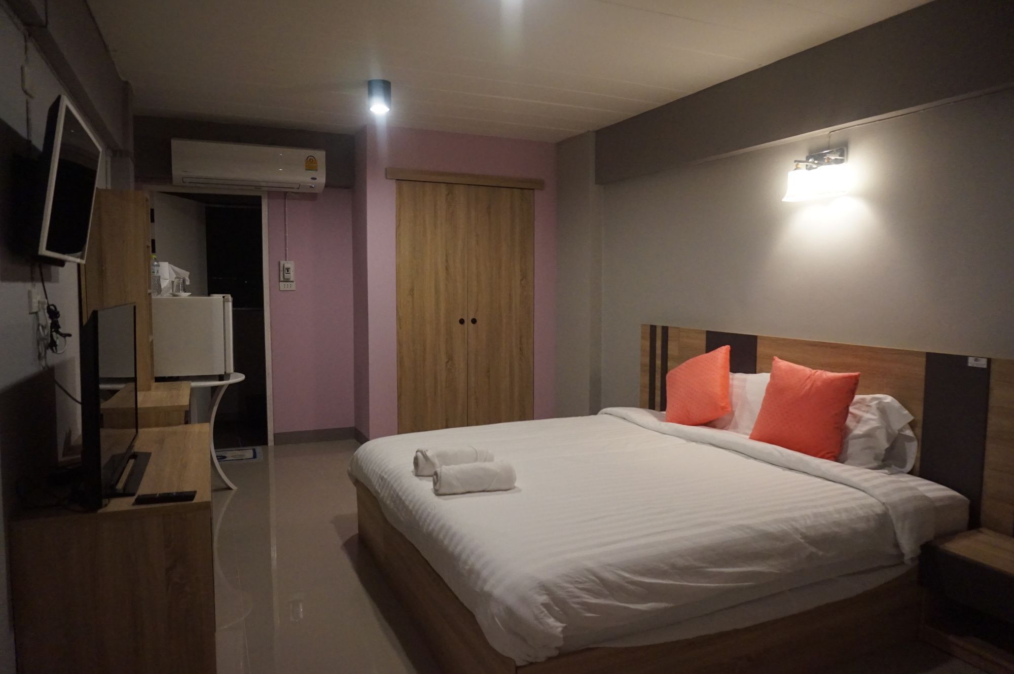 Rinrada Place Hotel 우본라차타니 외부 사진