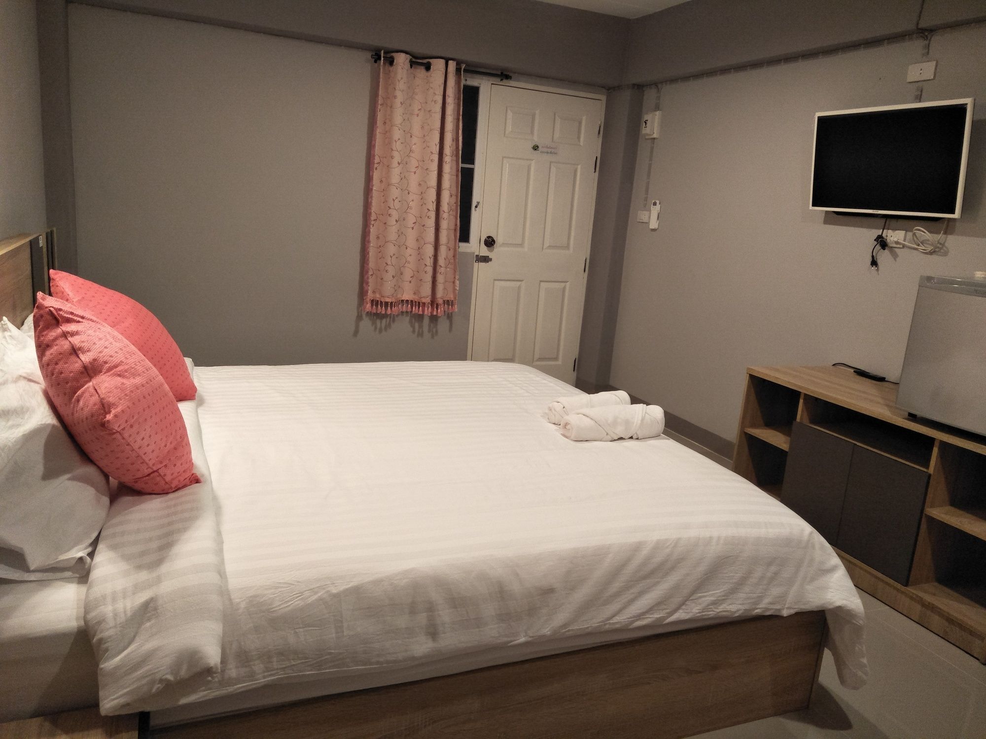 Rinrada Place Hotel 우본라차타니 외부 사진